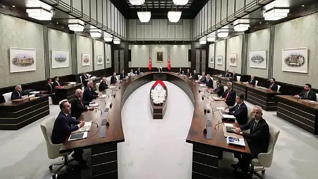 Kritik Kabine Toplantısı Başlıyor Gündem Dolu, Kararlar Merakla Bekleniyor