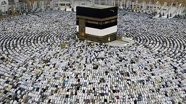 Kurasız Hac Reklamlarına Ceza