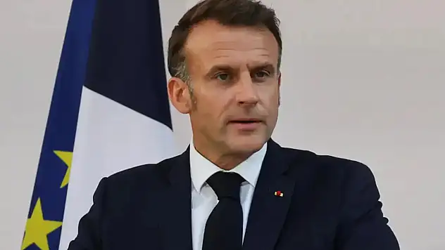 Macron, Katar topraklarına yönelik saldırıyı kınadı