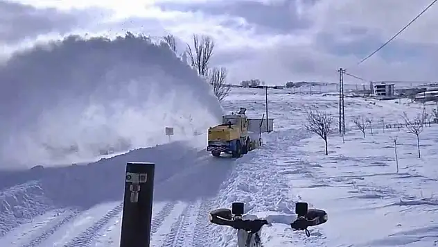 Malatya'da 66 mahallede yollar ulaşıma açıldı