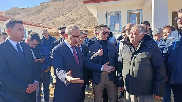 Malatya'da depremzedelere köy evleri teslim edildi