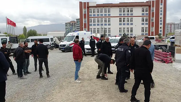 Malatya'da şantiyede sopalı, bıçaklı kavga: 4 yaralı