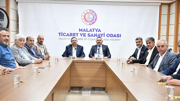 Malatya'da Siyaset ile Ticaret Buluştu Yol Haritası Belirlendi