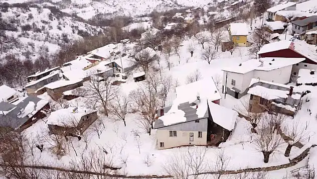 Malatya'da yoğun kar yağışı vatandaşları sevindirdi