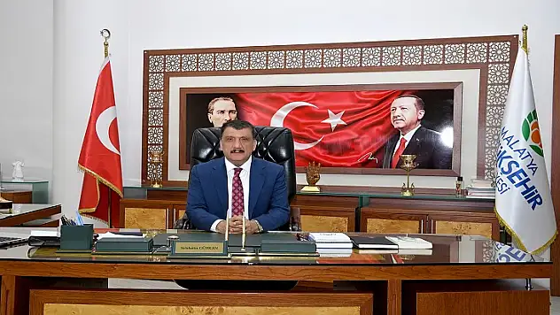 Malatyalılar Selahattin Gürkan'ın yeniden aday gösterilmesi için ayağa kalktı