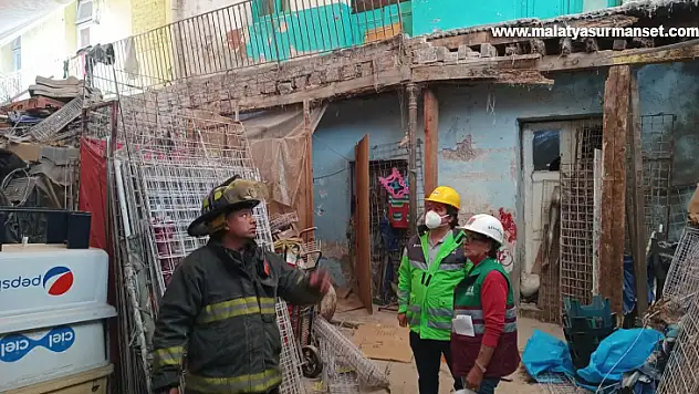 Meksika'da 3 katlı bina çöktü: 1 yaralı
