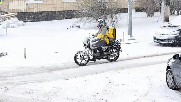 Meteoroloji'den kuvvetli rüzgar ve buzlanma uyarısı