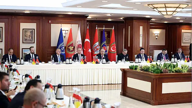 Millî Savunma Bakanı Güler: israilin ihlalleri süreci zora sokuyor