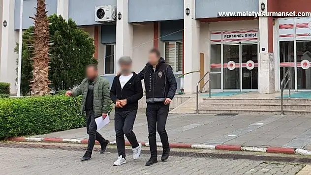Müzik kutusuna yarım kilo uyuşturucu saklayan şahıs tutuklandı