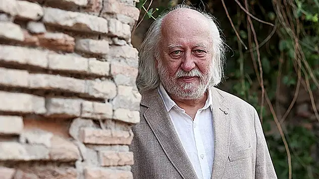 Nobel Edebiyat Ödülü László Krasznahorkai'ye verildi