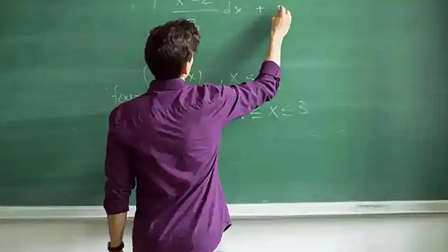 Öğretmenlerin il içi yer değiştirme sonuçları açıklandı