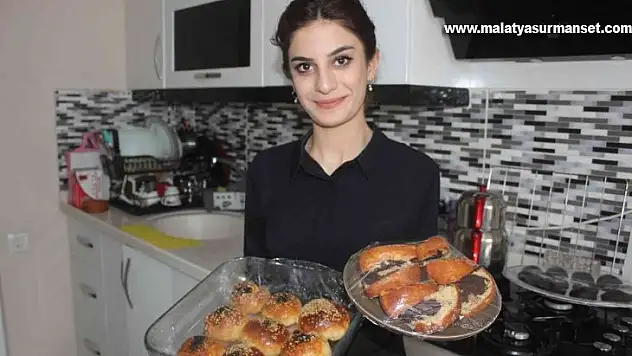 Sattığı yiyeceklerin parasıyla hayvanlara mama alıyor