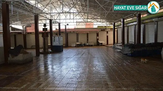 Şire Pazarında sessizlik hakim
