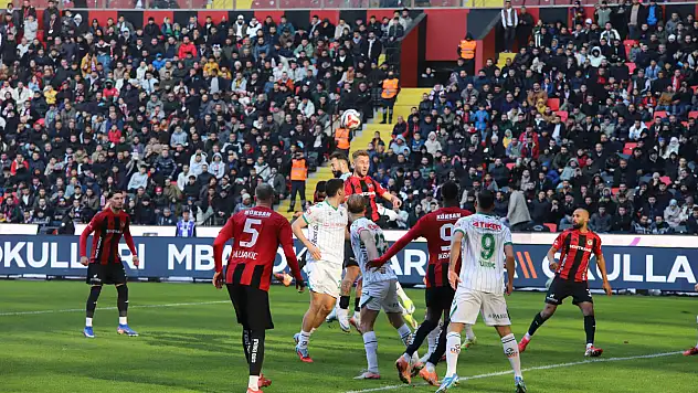 Son Dakika Golü Maçı Bitirdi! Gaziantep FK Konyaspor 1-1