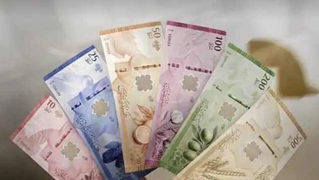 Suriye'de yeni banknotlar piyasaya sürüldü