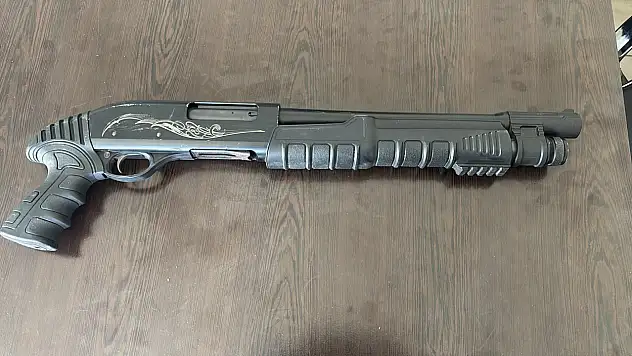 Tartışma silahlı kavgaya dönüştü 2 yaralı