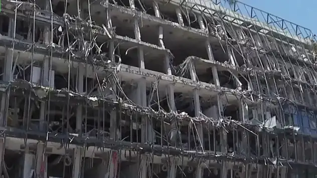 Tel Aviv ve Berşeva'da Alarm! İran'dan Peş Peşe Füze Saldırıları