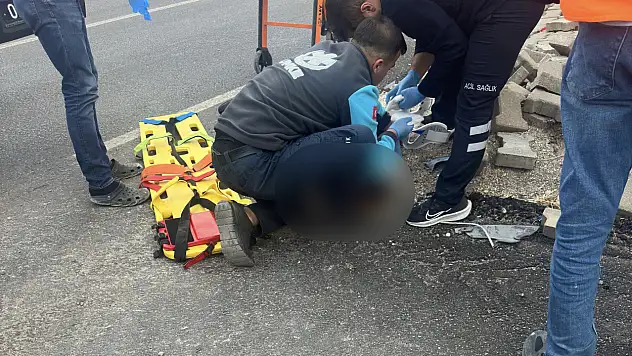 Tır ile motosiklet çarpıştı 1 ölü