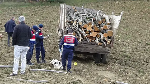 Traktör Devrildi 1 Ölü 1 Yaralı