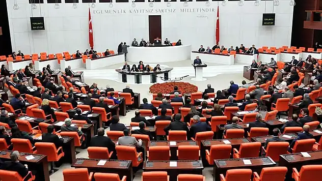 Türkiye'deki Siyasi Partilerin Güncel Üye Sayıları Açıklandı