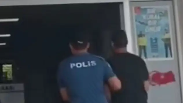 Üç Suçtan Hapis Cezası Vardı Sokakta Yakalandı!