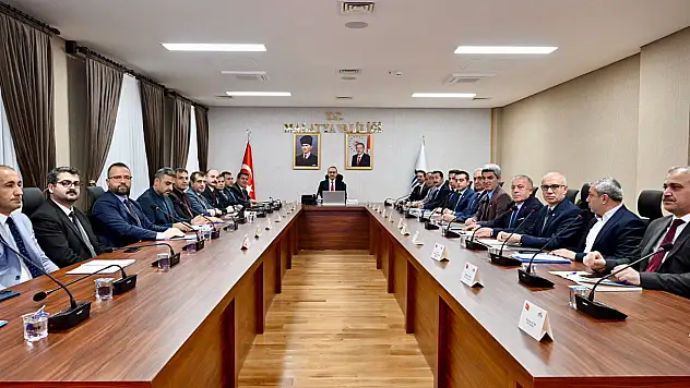 Vali Yavuz'dan Malatya'da Okul Seferberliği 1.235 Derslik Tamamlandı