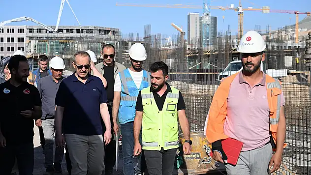 Vali Yavuz Pazar Tatilini Şantiye Sahalarında Geçirdi