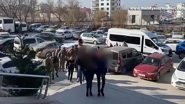 12 adrese uyuşturucu operasyonu: 10 tutuklama
