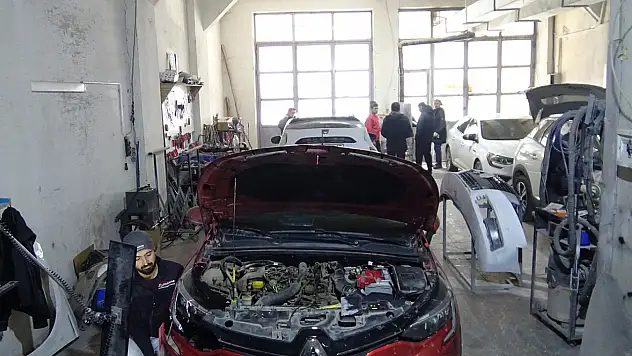 Yağışlar kazaları artırdı, kaportacılar taleplere yetişemiyor