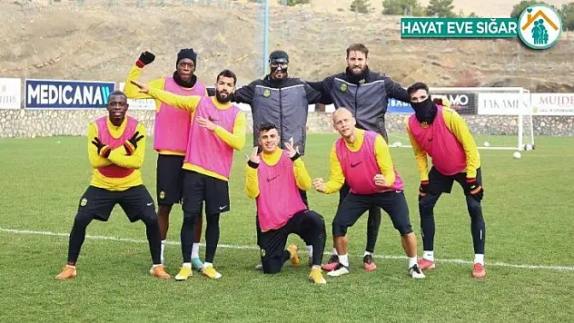 Yeni Malatyaspor, Kasımpaşa'ya 3 puan parolasıyla hazırlanıyor