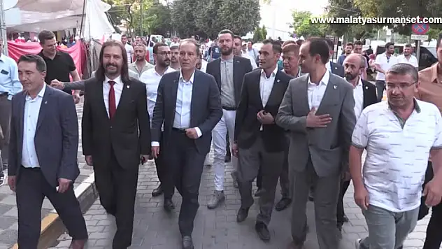 Yeniden Refah Partisi Genel Başkanı Erbakan ziyaretlerde bulundu