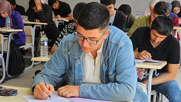 YKS'ye Hazırlananlar İçin Haftada 4 Gün Deneme Sınavı İmkanı