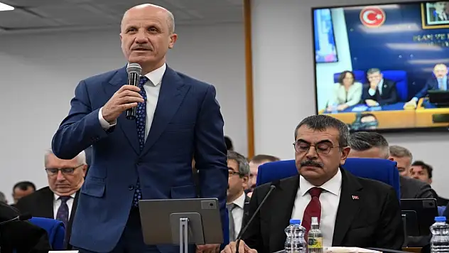 YÖK Başkanı Özvar'dan öğrenci affı müjdesi