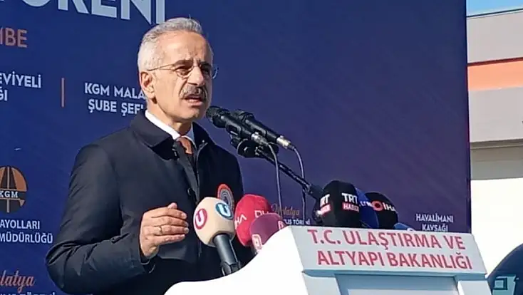 Bakan Uraloğlu: 'Bugüne kadar deprem bölgesindeki illere toplam 79,4 milyar liralık yatırım yaptık'