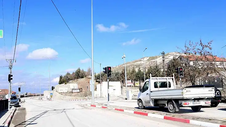 Büyükşehir Belediyesinden trafikte yaşanan sorunlara neşter