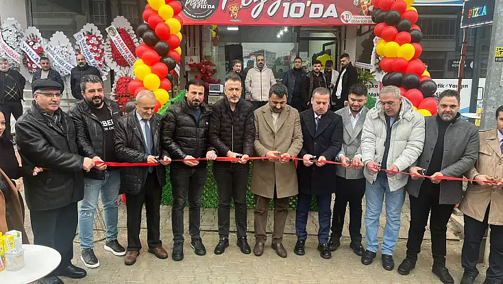 Malatya'da pizza10-Da açılışına yoğun katılım