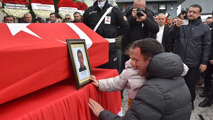 Silah Kazası Can Aldı: Genç Polis Memuru Son Yolculuğuna Uğurlandı