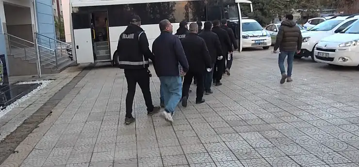 Kilis merkezli FETÖ/PDY operasyonu: 15 gözaltı, 1 tutuklama