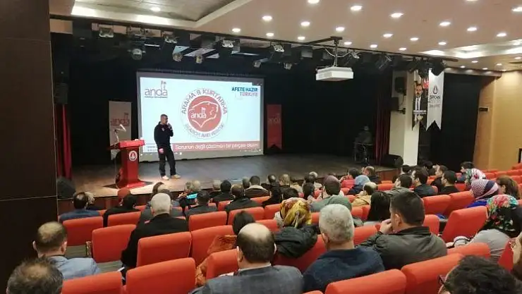 'Afete Hazır Türkiye' projesi kapsamında ilk sertifikalı eğitim Sincan Belediyesine verildi