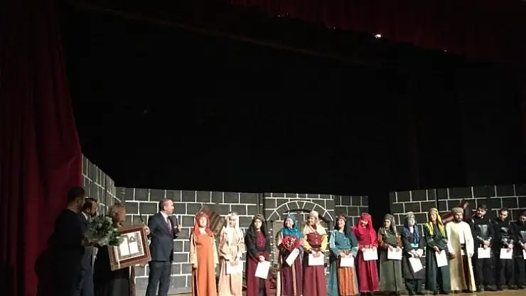 'Anadolu Kadınları: Bir Bâcıyân-ı Rûm Hikayesi' isimli oyun seyirciyle buluştu