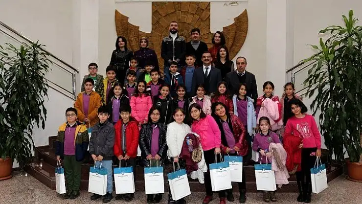 'Bu Kış Üşüyen Çocuk Kalmasın' projesine destek