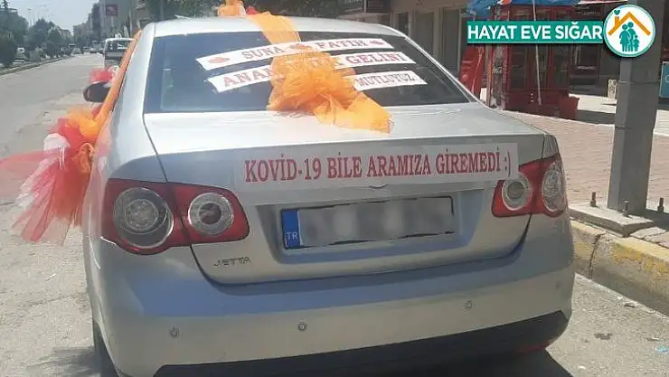 'Kovid-19 bile aramıza giremedi' yazısı şaşırttı