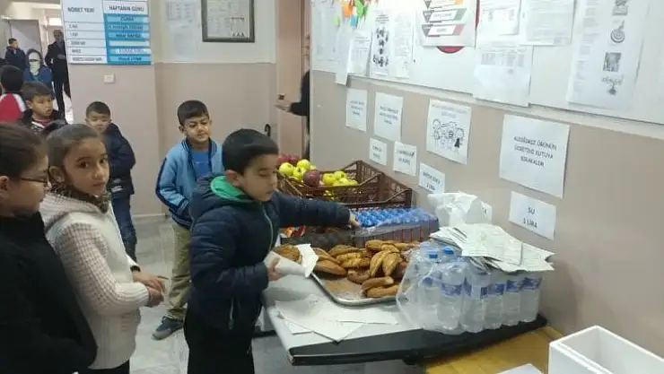 'Sağlıklı beslenerek sağlıklı büyüyorum' projesi