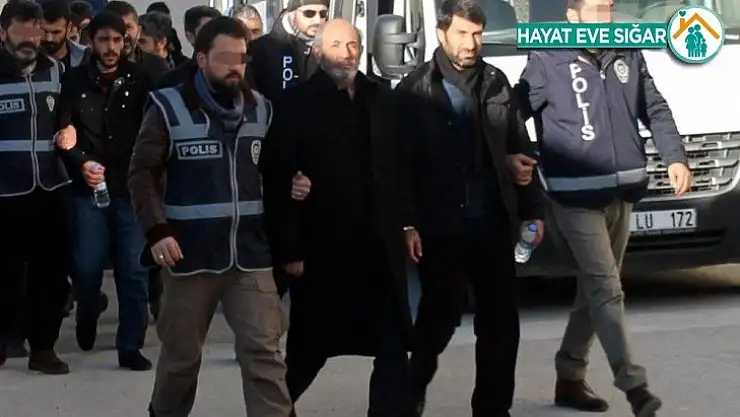 'Terör örgütü üyesi olmak' suçundan aranan il başkanı Yunanistan'a kaçarken yakalandı