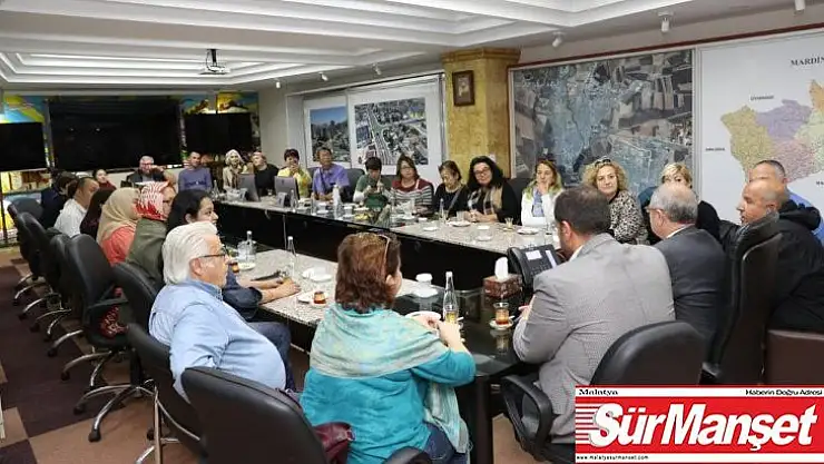 25 ülkenin seyahat acente yetkilisi Mardin'i gezdi