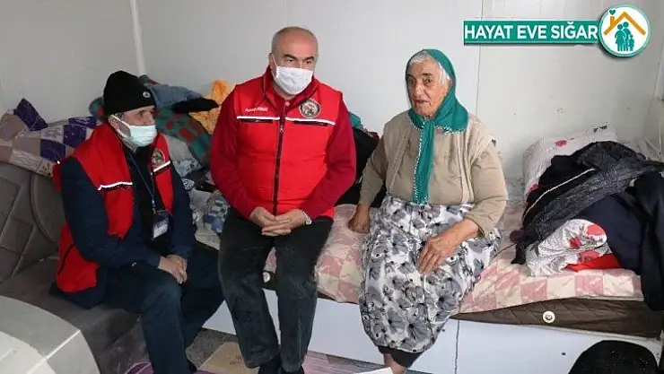 'Vefa'lı görevliler yaşlıların umudu oluyor