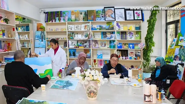 'Yaşam Evi' ihtiyaç sahibi bireylere ve engellilere yuva oluyor