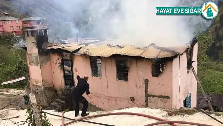 80 yaşındaki kadın çıkan yangında hayatını kaybetti
