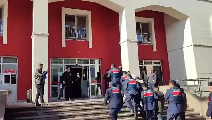 10 Ayrı Organize Suç Örgütü Çökertildi