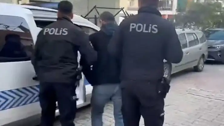 Siber Suçlara Darbe 10 İlde 233 Şüpheli Gözaltında!